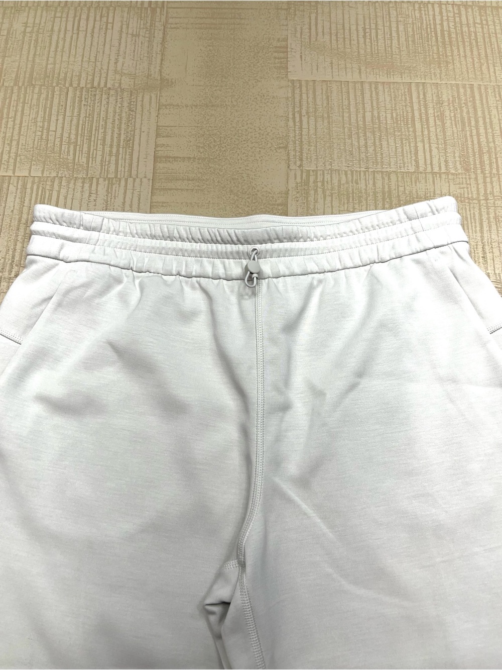 Lululemon Softstreme HR Straight Leg Crop pants - Picture 2 of 7